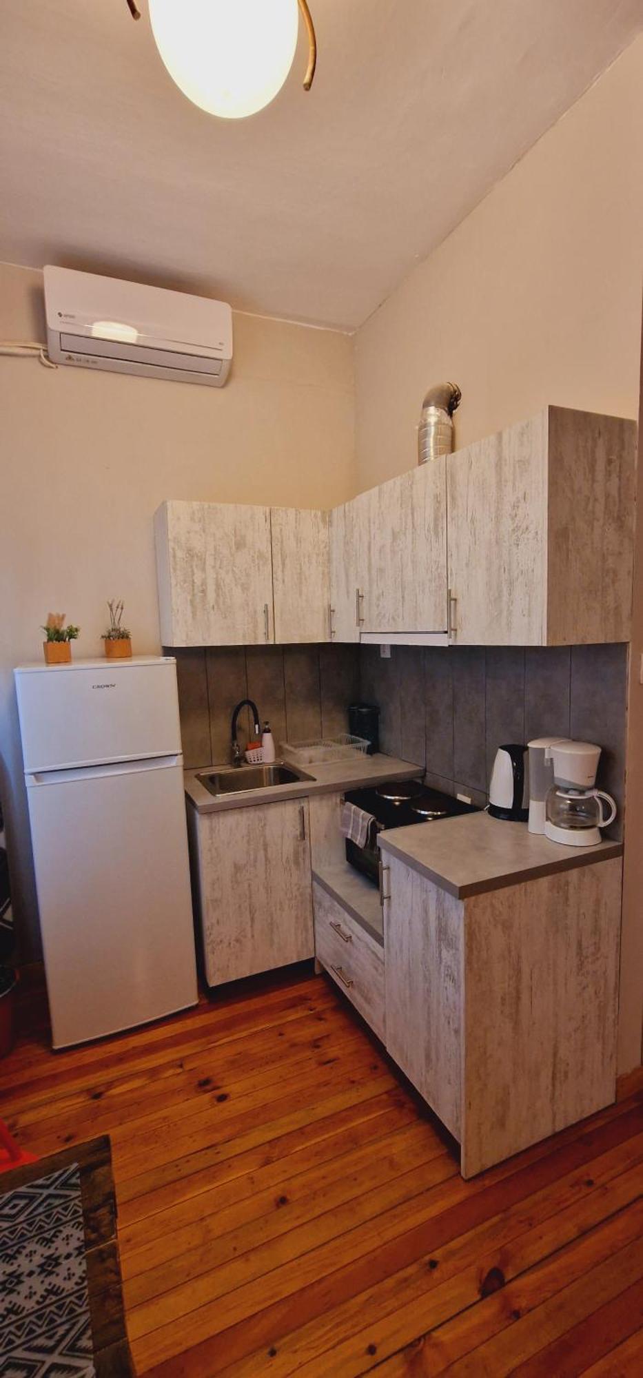 Closer "Central Studio And Apartment" Thessaloniki Exterior photo